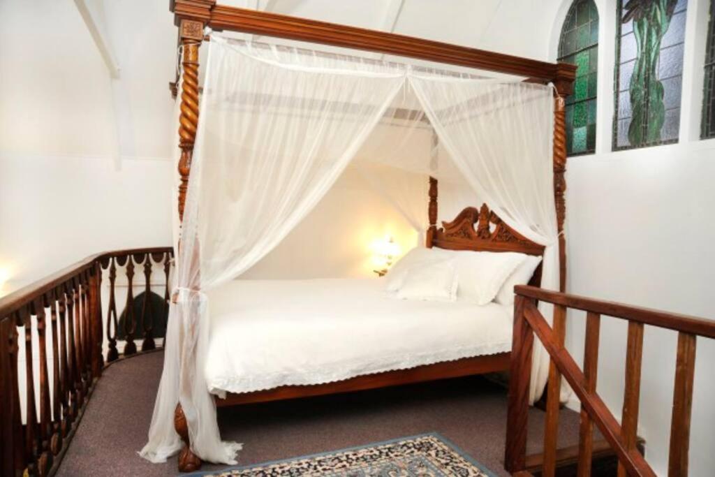 Old Saint Johns Church Holiday home *