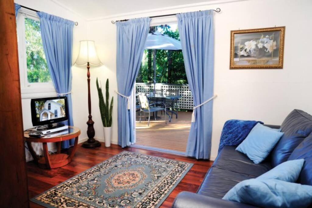 Old Saint Johns Church Holiday home Beechmont